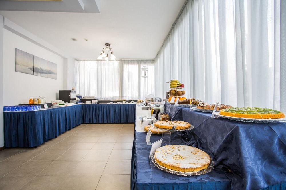 Hotel Nancy Ρίμινι Εξωτερικό φωτογραφία