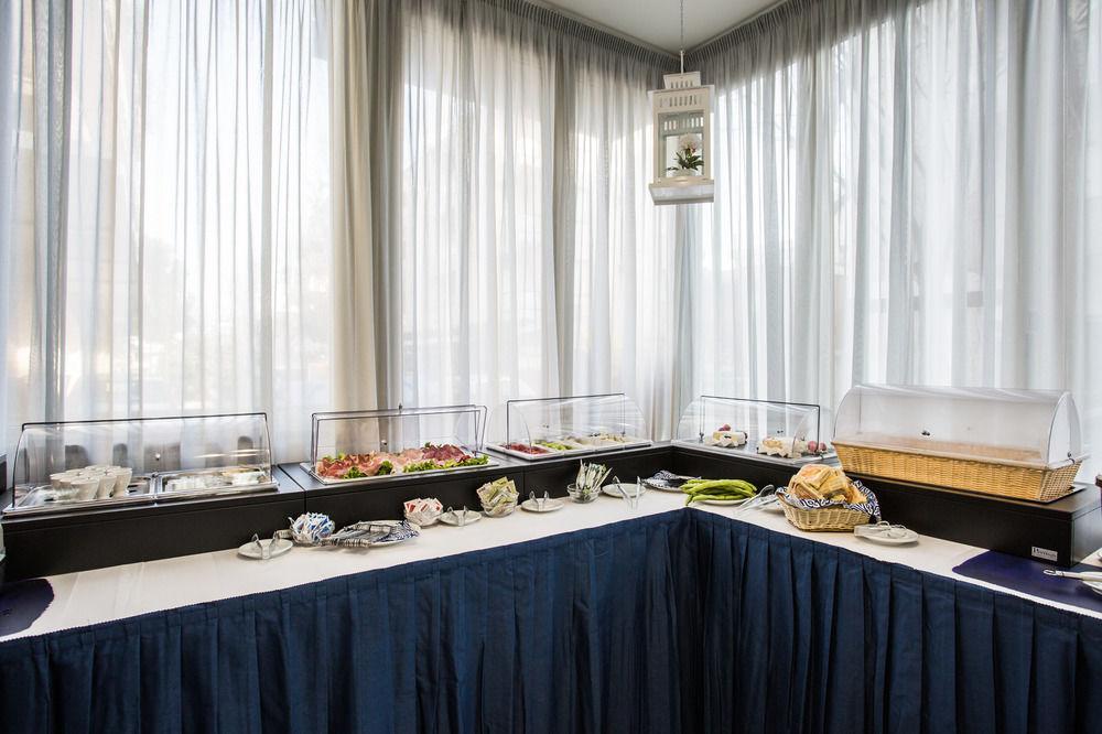 Hotel Nancy Ρίμινι Εξωτερικό φωτογραφία